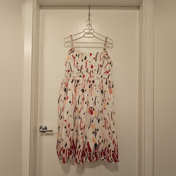 Spring/ Summer Dress - Picture 4 of 8